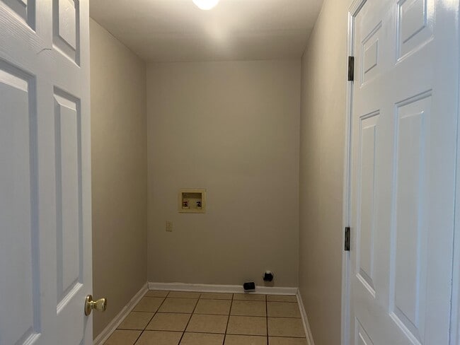 Building Photo - 1442 Harrier Hollow