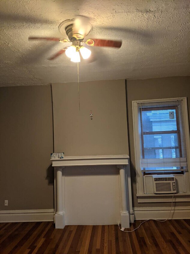 Foto principal - 95 W 1st Ave