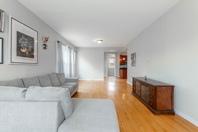 Foto del edificio - 2724 N Meade Ave