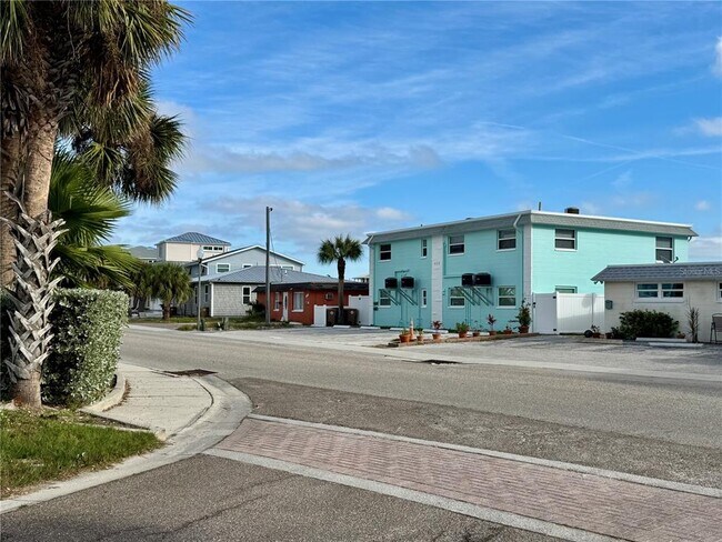 Foto del edificio - 117 140th Ave E