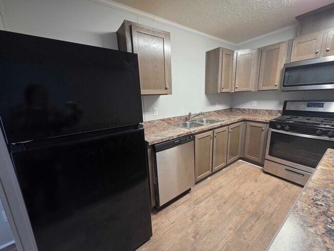 Building Photo - 3709 Juniper St