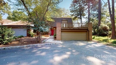 Building Photo - 4025 Woodfox Dr