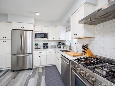 Foto del edificio - 825 E Park Ave