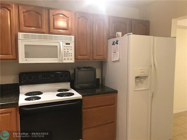 Foto del edificio - 22765 SW 66th Ave