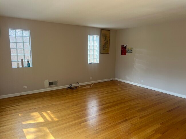Foto del edificio - 6528 N Rockwell St