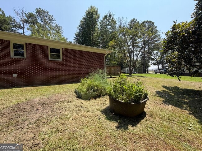 Building Photo - 448 McBrayer Rd