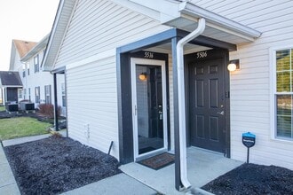 Building Photo - 5516 Cedar Springs