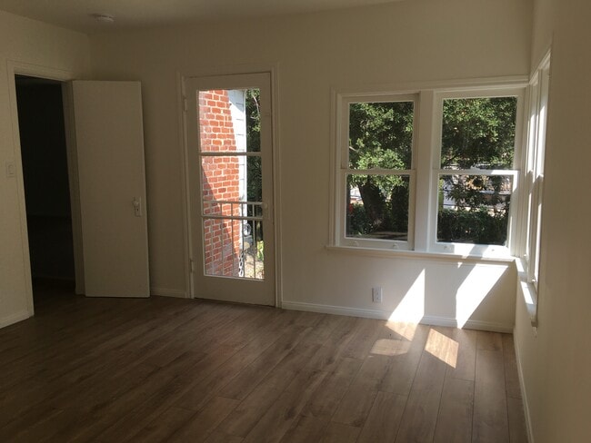 Bedroom - 1565 N Beverly Glen Blvd
