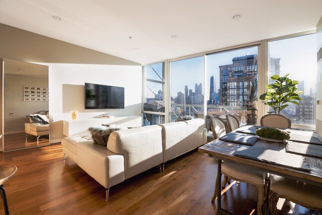 Foto del edificio - 653 N Kingsbury St