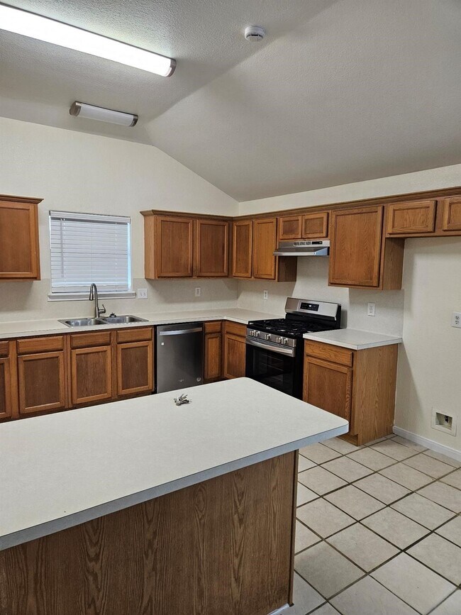 Foto del edificio - 2521 37th Ave N