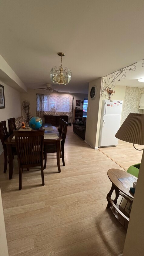 Foto principal - 2300 Strahle St