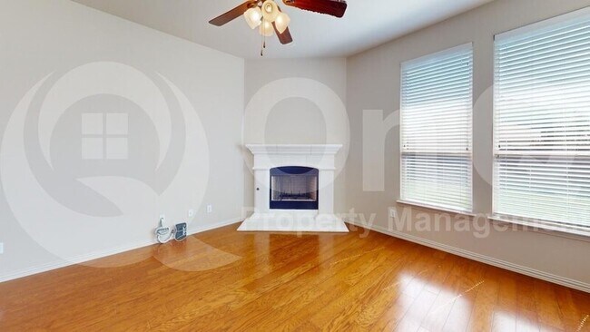 Foto del edificio - 5645 Belton Ln