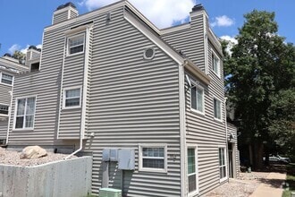 Building Photo - 1301 University Ave