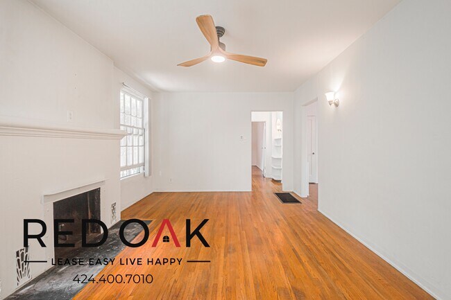 Foto del edificio - 4322 Willow Brook Ave