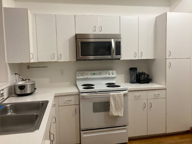 Foto del edificio - 4353 NW 110th Ave