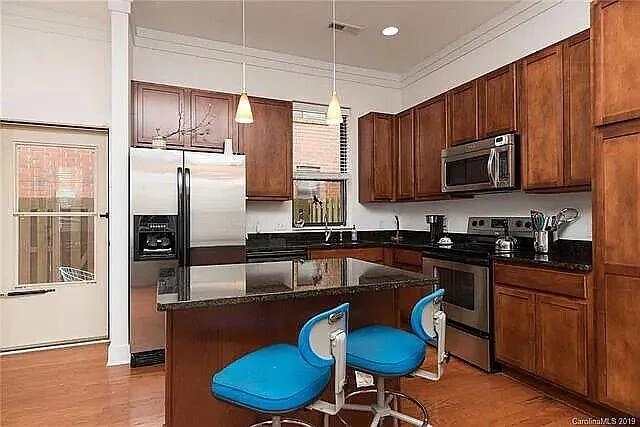 Foto del edificio - 3206 Noda Blvd