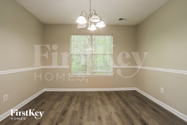 Foto del edificio - 5833 Cobalt Dr SW