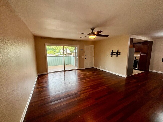 Foto del edificio - Updated and Spacious 2 bed 1.5 bath