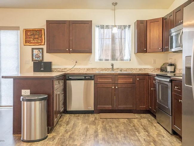 Building Photo - 4738 Adirondack Cir