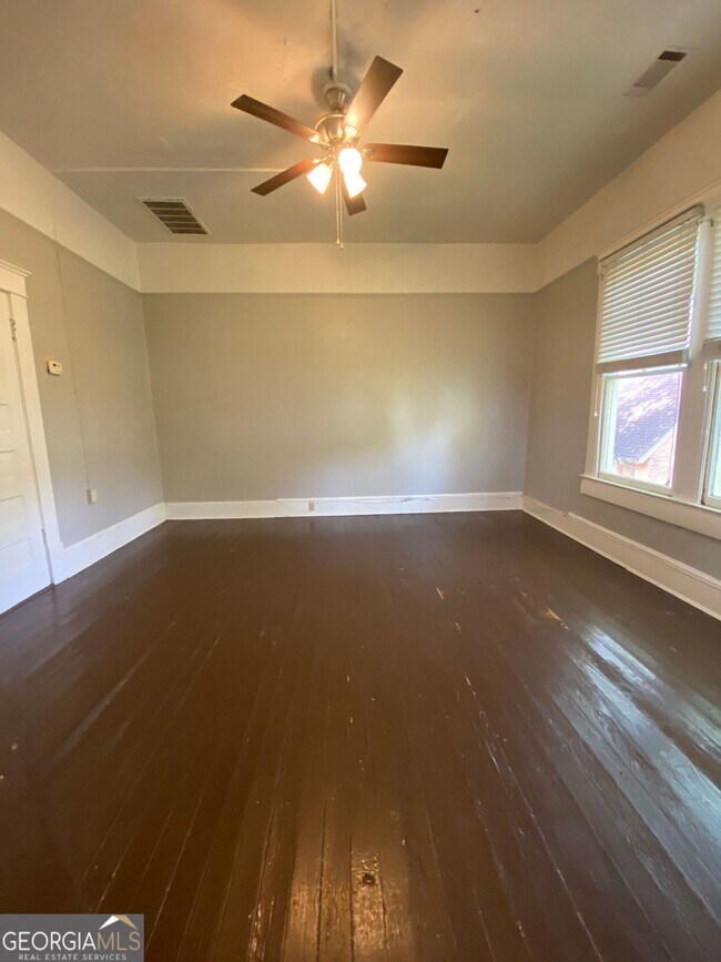 Foto del edificio - 693 Boulevard