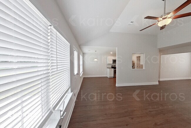 Foto del edificio - 106 Mountain Holly Rd