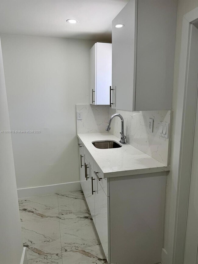 Foto del edificio - 11000 SW 47th Terrace