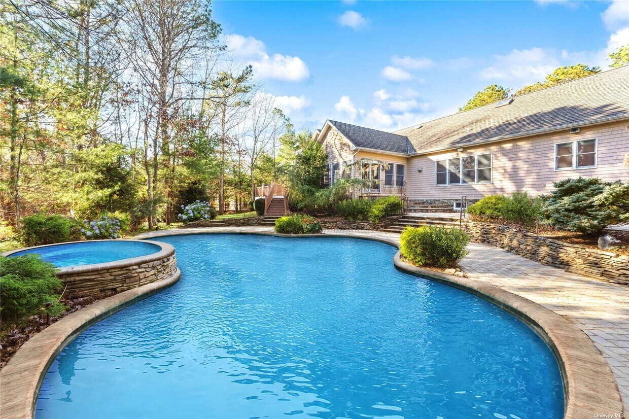 Foto principal - 145 Malloy Dr