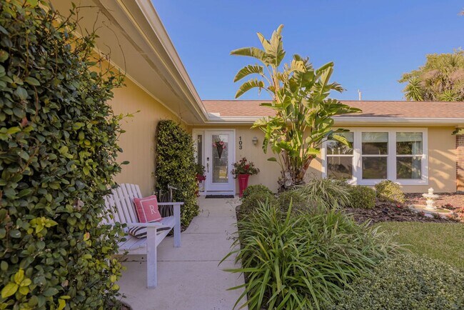 Foto del edificio - Gorgeous Ormond Beachside Home