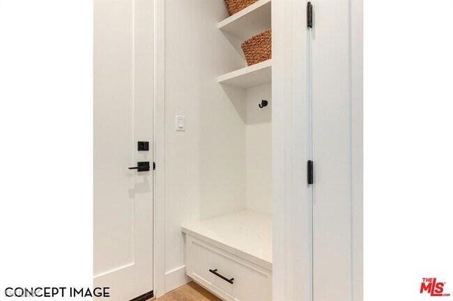Foto del edificio - 3 br, 1.5 bath House - 3630 Beethoven St