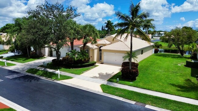 Building Photo - 10860 Fillmore Dr