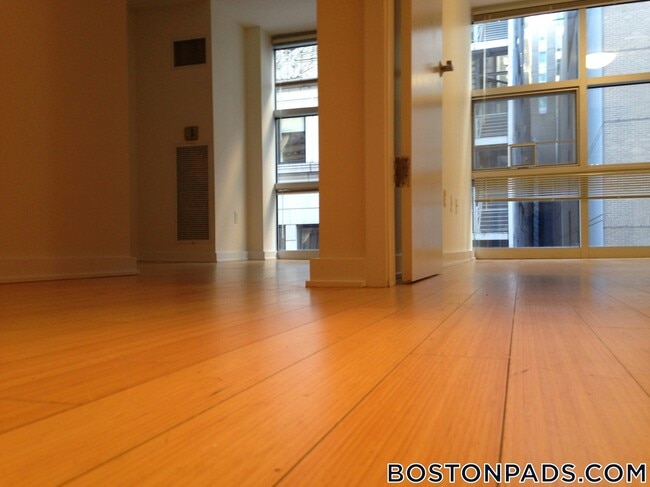 Building Photo - 40 Boylston St
