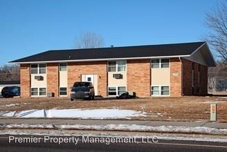 Building Photo - 717 College Ave S