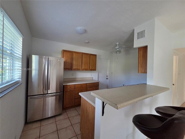 Building Photo - 3464 Frow Ave