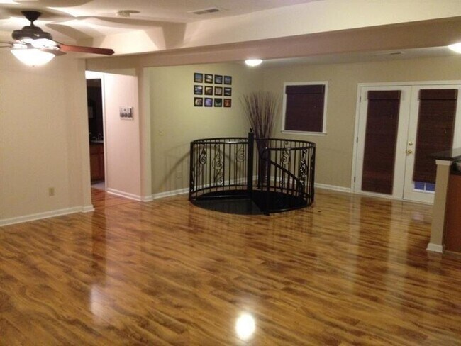 Foto del edificio - 1593 Bubbling Creek Rd NE