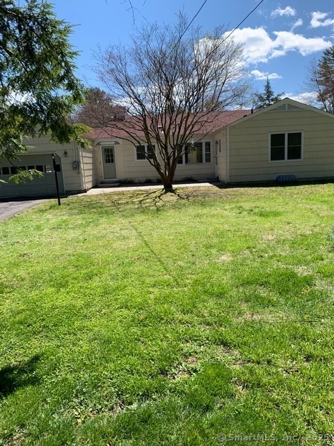 Building Photo - 14 Northfield Dr