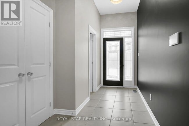 Building Photo - 345 Widgeon Way
