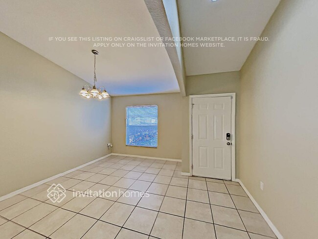 Building Photo - 441 Eagle Dr