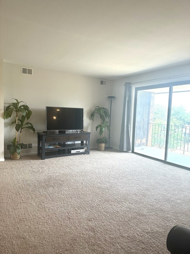 Foto del edificio - 9138 W 140th St