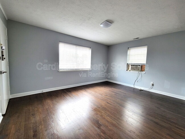 Building Photo - 1808 Crest Hill Ave