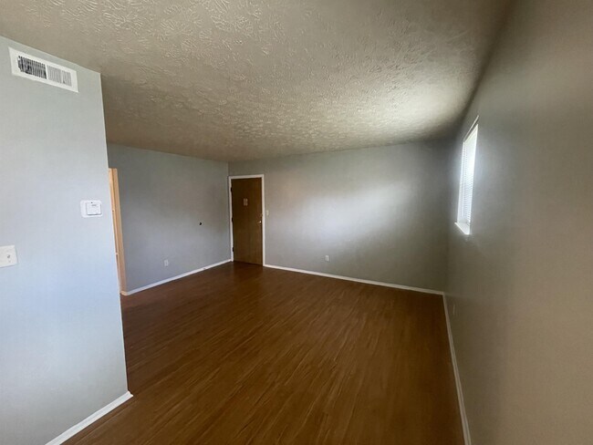 Foto del edificio - 4204 Foreman Ln