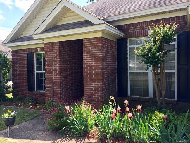 Foto del edificio - 2563 Mitchell Creek Rd
