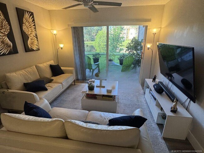 Foto del edificio - 3765 NW Mediterranean Ln