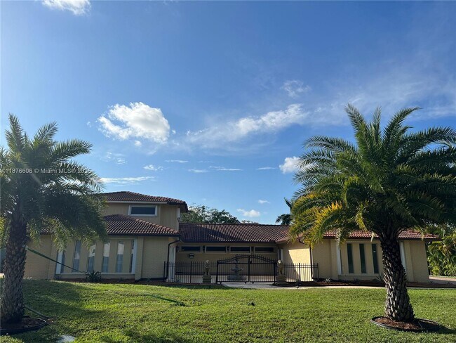 Building Photo - 9030 NW 32nd St