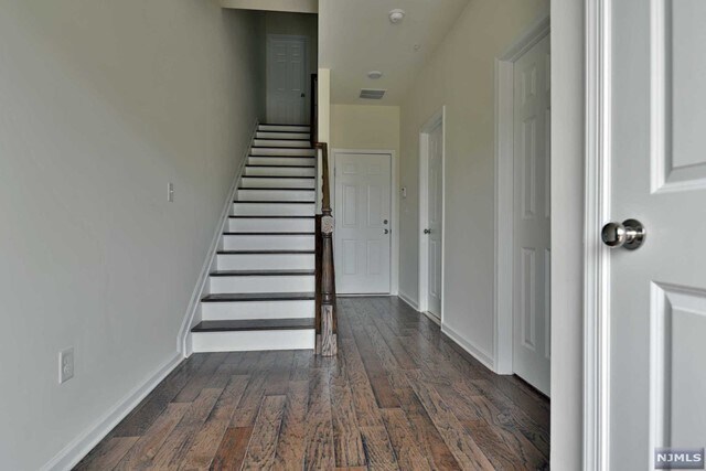 Building Photo - 14 Litchfield Ln