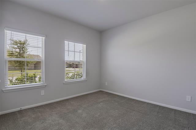 Building Photo - 8620 High Hl Dr