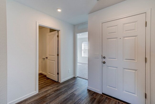 Foto del edificio - 3 bed, 2 bath - Brand New Point of Views subdivision