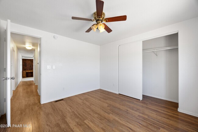 Building Photo - 330 W Rio Trail