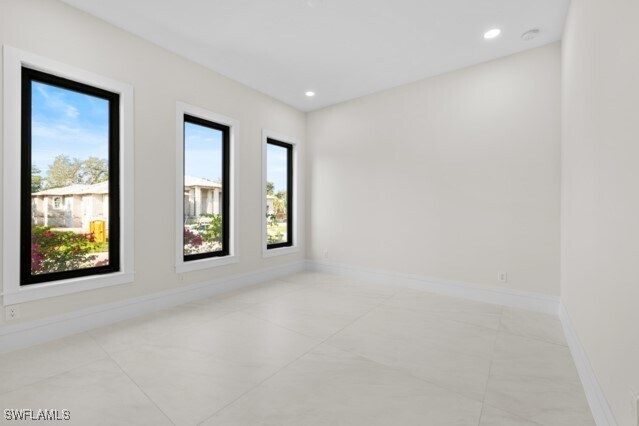 Foto del edificio - 1045 Morningside Dr