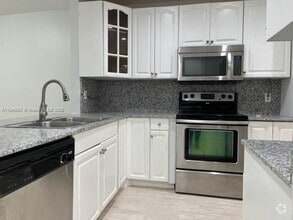 Building Photo - 447 Lakeview Dr