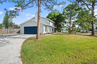 Building Photo - 1741 SW Brisbane St